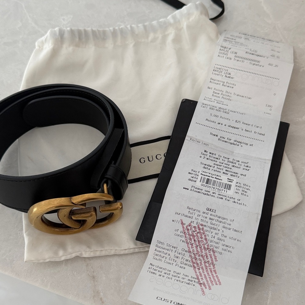 Gucci Black Belt with Gold Buckle - Picture 6 of 8